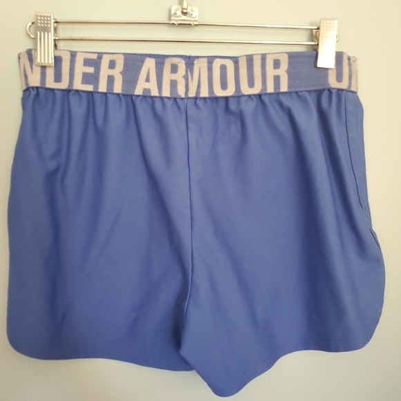 Under Armour Shorts XS - Picture 3 of 4